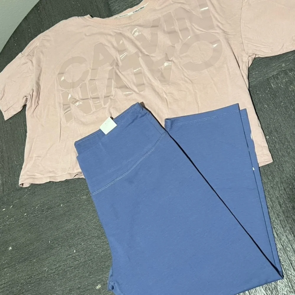 Calvin Klein performance top and bottom work out clothes bundle - Picture 2 of 6